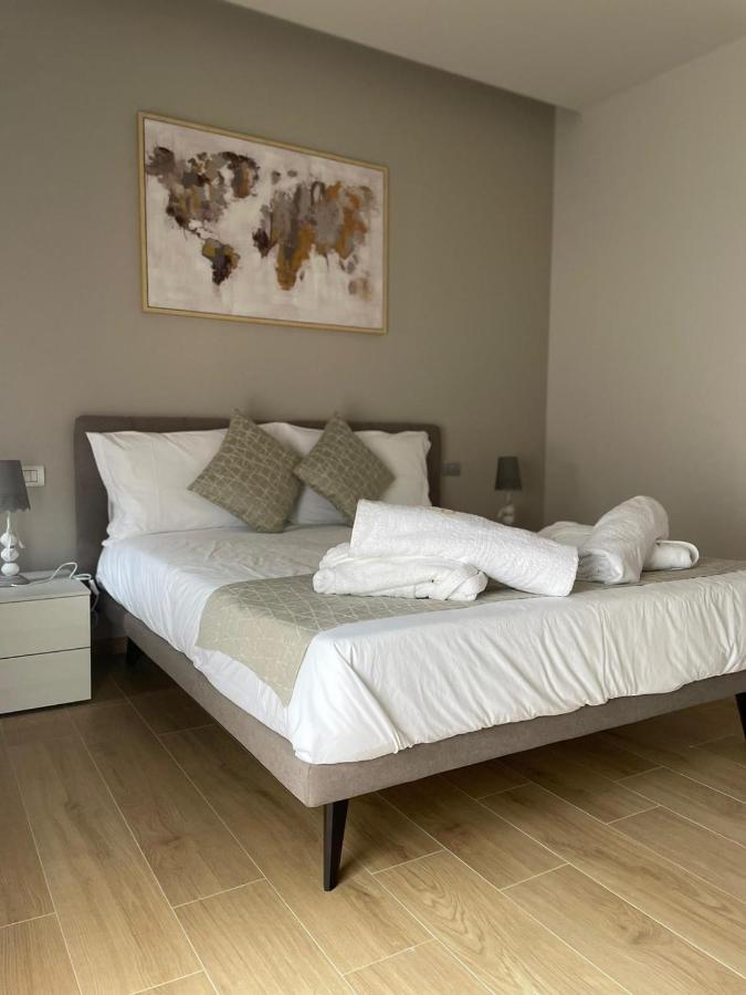 Notti O' Tunn Luxury Rooms In Centro Geraci Siculo Dış mekan fotoğraf