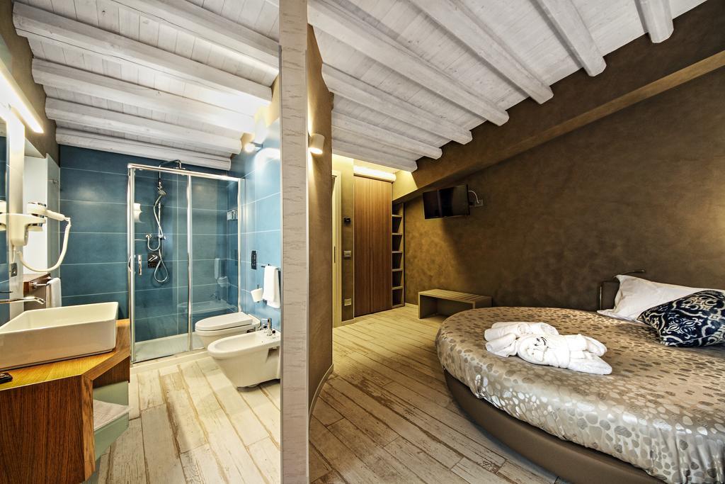 Notti O' Tunn Luxury Rooms In Centro Geraci Siculo Dış mekan fotoğraf
