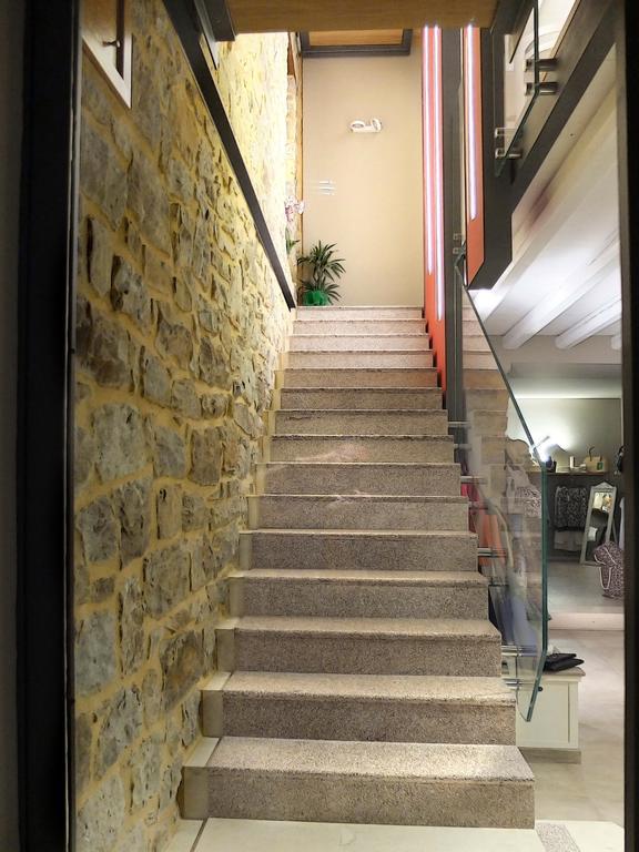 Notti O' Tunn Luxury Rooms In Centro Geraci Siculo Dış mekan fotoğraf