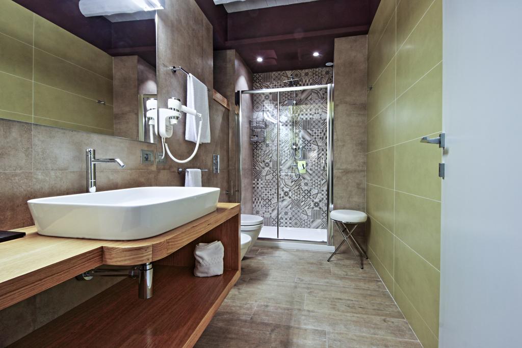 Notti O' Tunn Luxury Rooms In Centro Geraci Siculo Dış mekan fotoğraf