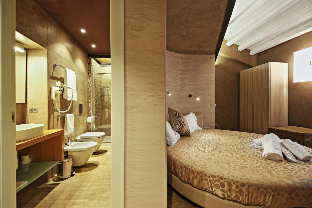 Notti O' Tunn Luxury Rooms In Centro Geraci Siculo Dış mekan fotoğraf